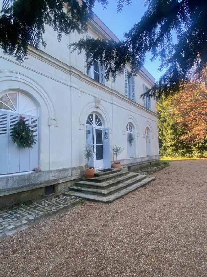 La Grande Carrée Bed and Breakfast Saint-Cyr-sur-Loire Exterior foto